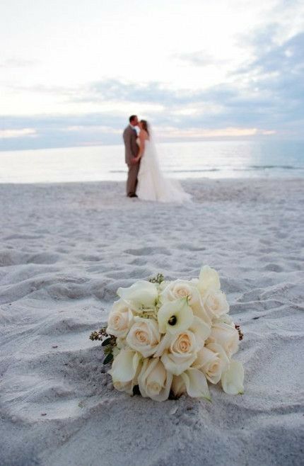 Photography Ideas Beach, Beach Wedding Pics, Beach Bouquet, Eastern Wedding, Anemone Wedding, Photography Ideas At Home, Bahamas Wedding, Second Guessing, Beach Flowers