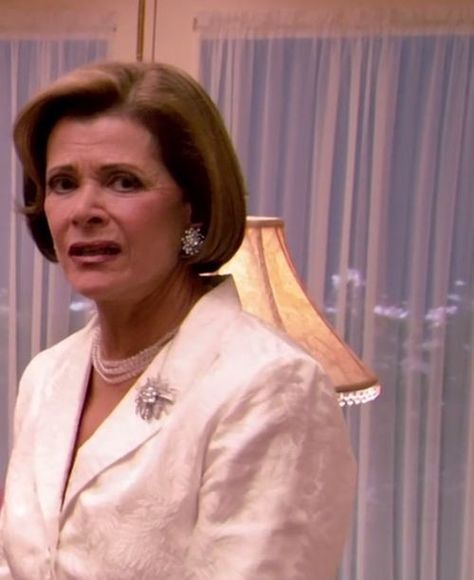 Lucille Bluth, Arrested Development, Reaction Pic, Reaction Face, Me Too Meme, Meme Template, Funny Reaction Pictures, Cute Memes, Bones Funny