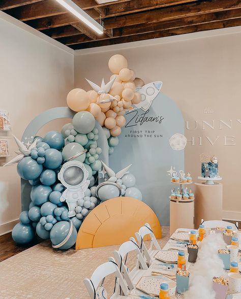 This party needed it’s own static spot on my feed! I loved how everything turned out. 🚀☀️ 📸: @melissamendezphotography 🏡:… | Instagram Space 1st Birthday Photoshoot, Boy Baby Shower Decoration Ideas, Baby Boy Birthday Party Ideas, Outdoor Kids Birthday Party, Boy 1st Birthday Themes, 1st Birthday Party Ideas For Boys, 1st Bday Themes For Boys, Minimalist Birthday Decor, Baby First Birthday Party Ideas