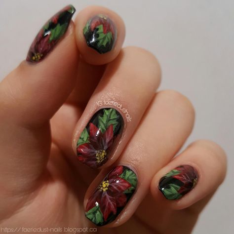 Poinsettia Flower Nail Art, Poinsetta Nails Nailart, Poinsettia Nail Art, Pointsetta Nails, Pointsetta Christmas, Extra Christmas Nails, Poinsettia Nails, Christmas Holiday Nails, Holiday Nails Christmas