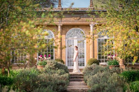 If you're thinking of getting married in a glasshouse venue or searching for an oranger wedding venue in the UK then Check out our top uk wedding venues to consider this summer. Image by Amy Joy Photography  #weddingvenue #ukweddingvenue #organgeryweddingvenue #orangery #glasshousewedding #glasshouseweddingvenue Glass House Wedding Venue, Mapperton House, Bohemian Venue, European Wedding Venue, Uk Wedding Venues, Glass House Wedding, Aynhoe Park, Country House Wedding Venues, Romantic Wedding Venue