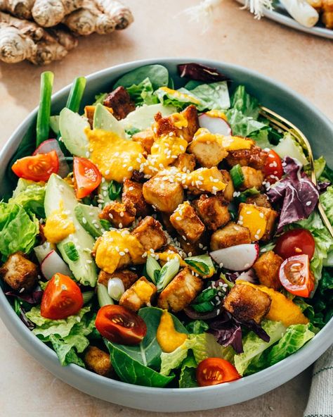 Is Tofu Healthy, Ginger Sesame Dressing, Tofu Salad Recipes, Carrot Ginger Dressing, Crunchy Veggies, Bowl Meals, A Couple Cooks, Tofu Vegan, Bbq Tofu