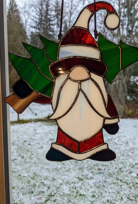 Stained glass Santa Gnome pattern by aaglassstudio Stained Glass Santa, Diy Stained Glass Window, Christmas Stained Glass, Stained Glass Gifts, The Santa Claus, Stained Glass Quilt, Stained Glass Patterns Free, Santa Gnome, Gnome Pattern