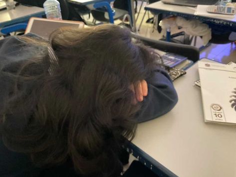 Sleeping In School Aesthetic, Sleeping In Class Aesthetic, Speak Aesthetic, Zoning Out, Gabrielle Core, Aesthetics Study, Mia Aesthetic, School Core, Yearbook Class