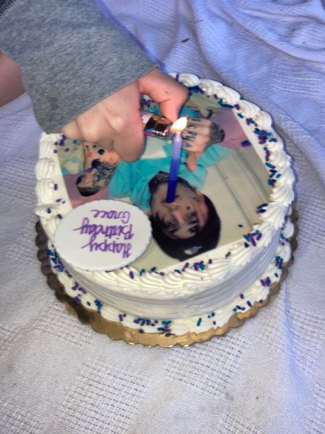 Lil Peep Birthday Cake, Melanie Martinez Pity Party Cake, Lil Peep Valentine Card, Lil Peep Castles, Lil Peep And Layla, Peep Cake, Peeps Cake, Cute Birthday Cakes, Birthday Cakes