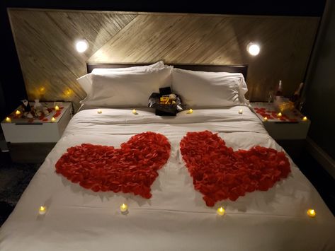 Custom Honeymoon Suite        "We Bring Romance To ANY Space Or Place" Dai Aesthetic, Valentine Bedroom Decor, Wedding Night Room Decorations, Valentines Bedroom, Romantic Room Surprise, Romantic Dinner Decoration, Aesthetic Valentines, Romantic Room Decoration, Wedding Bedroom