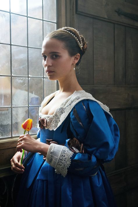 Alicia Vikander as Sophia in Tulip Fever (2016). Tulip Fever, 17th Century Fashion, Beau Film, Dane Dehaan, Christoph Waltz, Judi Dench, Alicia Vikander, Richard Gere, Anthony Hopkins