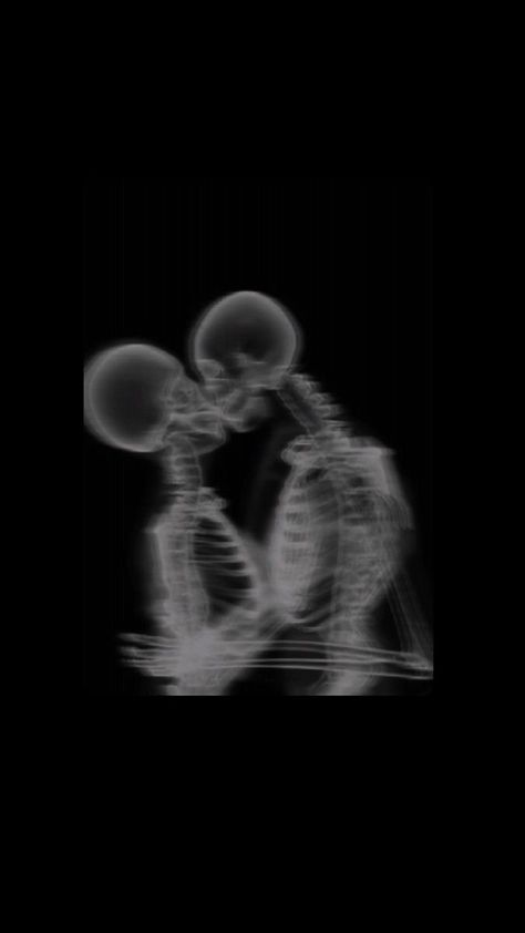 Phone Backgrounds Skeleton, Lock Screen Wallpaper Skeleton, Skull Astethic Wallpaper, Skeleton Astethic, Skeleton Art Aesthetic Wallpaper, Skeleton Lovers Wallpaper, Black Wallpaper Skeleton, Wallpaper Skeleton Aesthetic, Skeleton Aesthetic Wallpaper Iphone