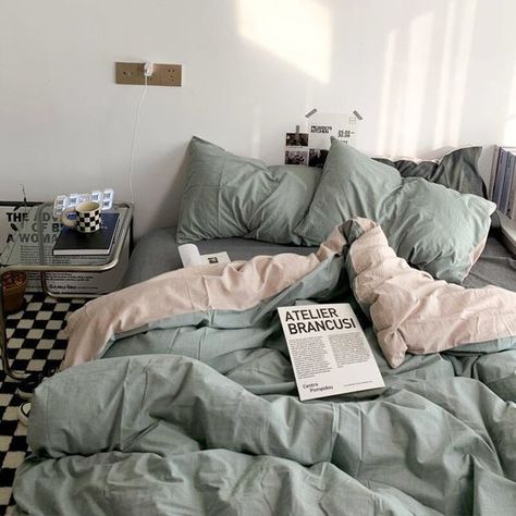 Twin Size Bed Set, Double Bed Inspo Aesthetic, Single Bed Styling, Double Bed Sheets, Queen Size Duvet Covers, Dekorasi Kamar Tidur, Fitted Bed Sheets, Flat Bed, Linen Duvet Covers