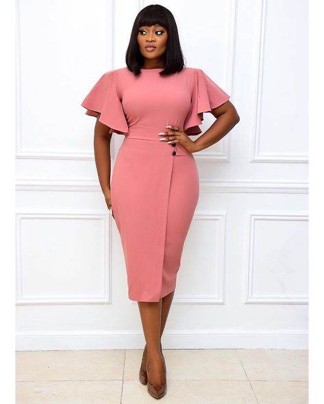 Peach batwing wrap dresses Fashionable Business Attire, Corporate Gowns, Floral Floor, Dress For Ladies, African Fabric Dress, Corporate Dress, Chic Dress Classy, Short African Dresses, Africa Dress