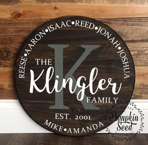 18 Personalized Family Name Round Wood Sign custom | Etsy Idee Cricut, Door Signs Diy, Round Wood Sign, Family Name Sign, Diy Wood Signs, Pallet Signs, Family Name Signs, Diy Pallet Projects, Diy Signs