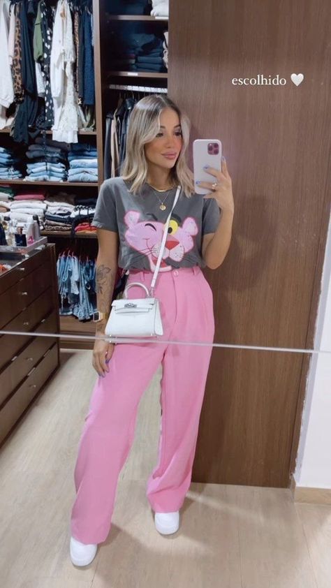 15 Lindos outfits para la mamá más linda del universo Look 80s, Mode Zara, Outfit Primavera, Outfit Mujer, Elegante Casual, Outfit Trends, Looks Chic, Colourful Outfits, Outfits Casuales