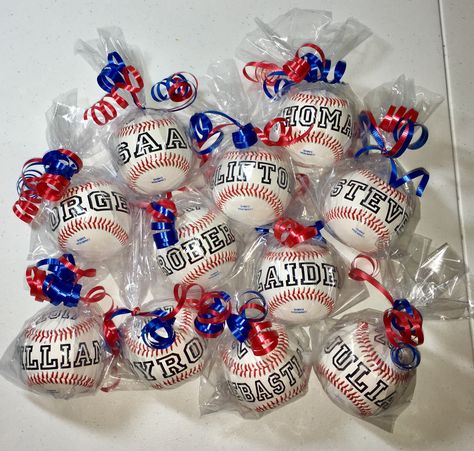 Baseball team gifts #endofseason Best Baseball Team Snacks, Gifts For Tball Team, Cute Tball Snack Ideas, Tball End Of Season Gift, Last Baseball Game Gift Ideas, Baseball Ideas For Team, Baseball Gifts For Team, Baseball Allstars Ideas, Gifts For Baseball Team