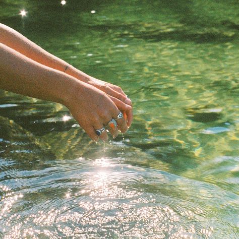 dreaming in the blues & greens of sweet summertime lately #35mm #shotonfilm In The Water Pictures, Summer Dream Aesthetic, Soft Summer Aesthetic, Green And Blue Aesthetic, Green Summer Aesthetic, Blue And Green Aesthetic, Sun On Water, Green Blue Aesthetic, Green In Nature