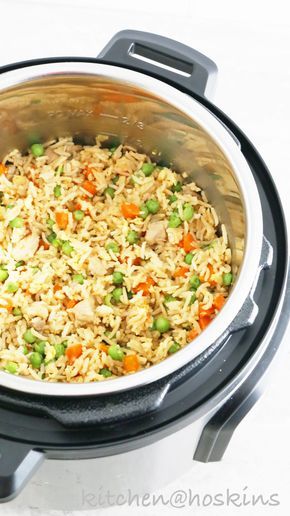 instant pot chicken fried rice Instant Pot Chicken Fried Rice, Arroz Frito, Pot Recipes Easy, Instant Pot Recipes Chicken, Food Chicken, Chicken Fried Rice, Fried Chicken Recipes, Chicken Fried, Instant Pot Dinner Recipes