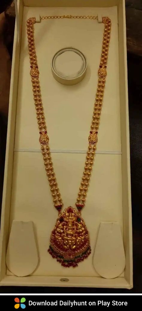 New Gold Long Haram Designs, Long Neck Chains Gold, Simple Long Chains Indian Gold, Hara Designs Gold, Simple Long Chain Designs Gold, Simple Long Haram Gold Jewellery Designs, Gold Jewels Design Haram, Long Gold Chain Designs For Women, Gold Beads Necklace Indian