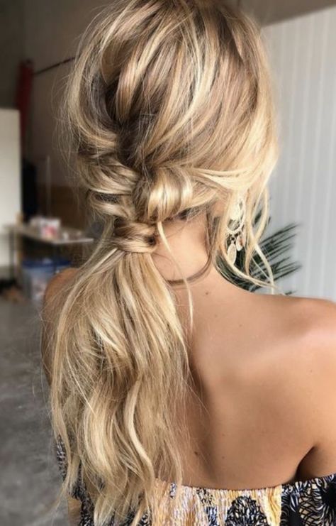 Beach hair, don't care. Best Wedding Hairstyles, Briar Rose, Penteado Cabelo Curto, Long Blonde, Short Hairstyle, Wedding Hairstyles For Long Hair, Long Blonde Hair, Beach Hair, Messy Hairstyles