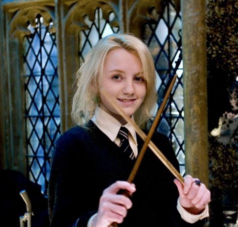 Luna Lovegood Aesthetic, Hp Book, Harry Potter Luna Lovegood, Hp Harry Potter, Harry Potter Spells, Harry Potter Icons, Harry Potter Actors, Harry James Potter, Harry Potter Pictures