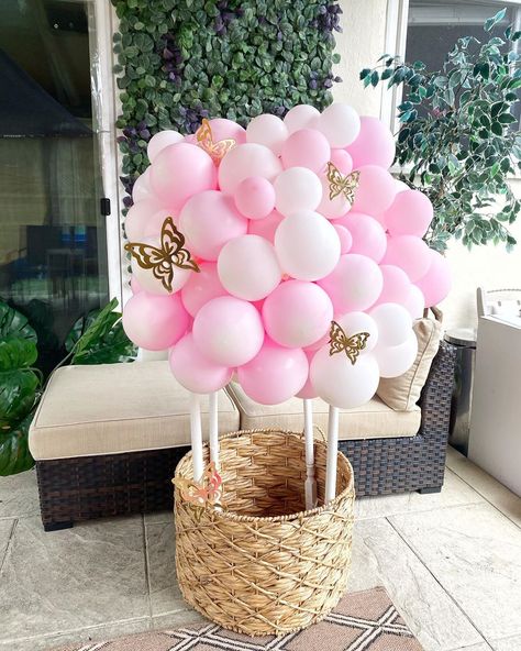 Nari's Events 🌸’s Instagram photo: “Up up and away 🎈 one of my favorite prop is creating a hot air balloon :)  . .  Event stylist @narisevents  Acrylic butterflies…” Balloon Props, Diy Hot Air Balloons, Event Stylist, Baby Birthday Themes, Baby 1st Birthday, Balloon Flowers, Butterfly Decorations, Baby Shower Diy, Baby Party