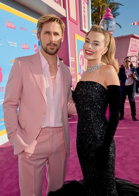 Ryan Gosling and Margot Robbie Taylor Swift And Margot Robbie, Ryan Gosling Margot Robbie, Margot And Ryan, Ryan Gosling And Margot Robbie, Barbie 2023 Icons, Margot Robbie And Ryan Gosling, Barbie The Movie 2023, Margot Robbie Ryan Gosling, Margot Robbie Photos