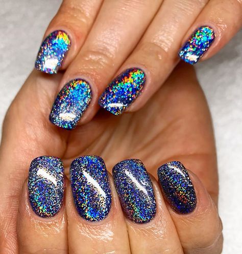 Charlotte☁️ on Instagram: “Clients are loving glitter at the moment! I know we’re still a little bit away but how perfect would this set be for New…” New Years Nail, New Year Nails, Nye Nails, New Years Nails, New Years Nail Designs, New Years Eve Nails, Gel Nail Design, Winter Nail Designs, Diy Beauty Hacks