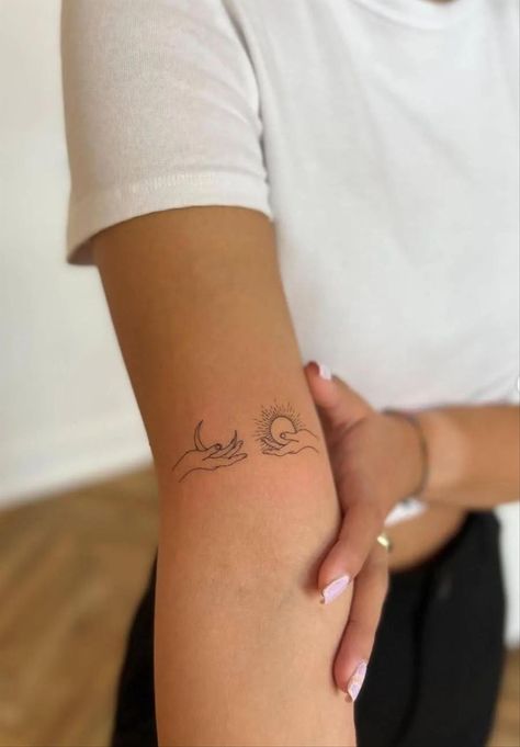 The Epitome Of Feminity: 30 Stunning Small Tattoo Ideas Tato Salib, Tiny Tattoos For Women, Unique Small Tattoo, Petite Tattoos, Парные Тату, Delicate Tattoo, Small Hand Tattoos, Classy Tattoos, Matching Tattoo