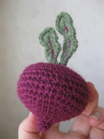 017 Crochet Fruit, Mode Crochet, Crochet Plant, Crochet Food, 자수 디자인, Crochet Motifs, Crochet For Kids, Crochet Dolls, Yarn Crafts