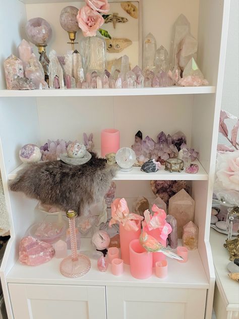 Crystal Display Ideas Decor, Scared Space, Crystal Display Ideas, Pink Witch, Spiritual Vibes, Shelf Display, House Inspo, Aphrodite, Display Ideas