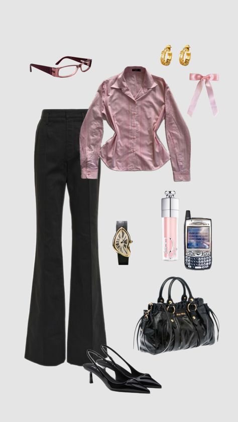 office siren outfit Siren Outfit, Pink Office, Future Clothes, Smart Outfit, Mode Inspo, Feminine Outfit, Professional Outfits, Pink Outfit, Office Fashion