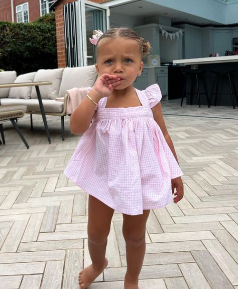 Baby Girl Clothes Aesthetic, Baby Aesthetic Girl, Baby Girl Aesthetic, Preppy Baby Girl, Children Aesthetic, Preppy Kids Outfits, Preppy Baby, Aesthetic Vogue, Daughter Outfits