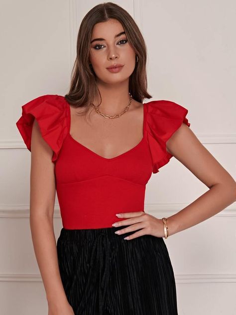 Puffed Sleeves Blouse, Sweetheart Neckline Top, Formal Tops, Rock Outfit, Red Crop Top, Corporate Outfits, Rock Outfits, Butterfly Sleeve, Fitted Top