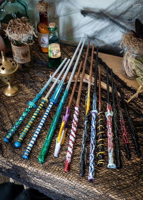 DIY Harry Potter Wands | How to make Harry Potter Wands | DIY magic wands | How to make magic wands | DIY Wizard wands | How to make wizard wands | Easy DIY Wands | Harry Potter wand ideas | Hot glue magic wands | How to make Harry Potter wands from chopsticks | How to make a magic wand from a chopstick | Harry Potter Halloween props | #TheNavagePatch | TheNavagePatch.com Harry Potter Wand Ideas, Make Harry Potter Wands, Diy Wands Harry Potter, Diy Harry Potter Wands, Harry Potter Wands, Diy Harry Potter, How To Make Magic, Fantasy Items, Dollar Tree Halloween