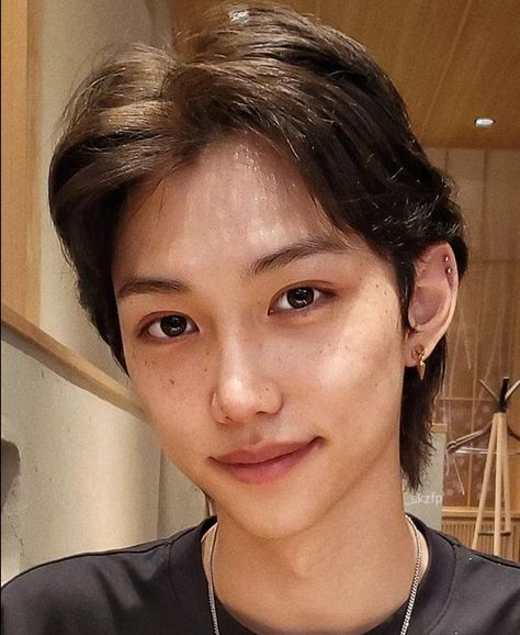 Felix Stray Kids No Makeup, Felix No Makeup, The Rasmus, Felix Lee, No Makeup, Lee Felix, Guilty Pleasure, Without Makeup, Felix Stray Kids