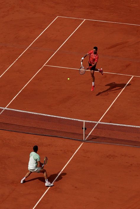 Tenis Court Aesthetic, Playing Tennis Aesthetic, Tennis Player Aesthetic, Tennis Field, Tennis Wallpaper, Polo Bar, Soft Tennis, Novak Đoković, Tennis Photography