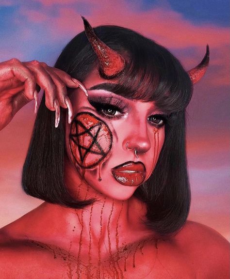 Demonic Halloween Makeup, Women’s Devil Makeup, Demon Fairy Makeup, Easy Devil Makeup Halloween, Special Fx Makeup Ideas Halloween, Ninja Make Up, Makeup Halloween Homme, Angel And Devil Makeup, Black Devil Makeup