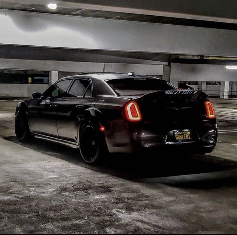 Chrysler 300 Aesthetic, Chrysler 300 Custom, Cars Anime, Chrysler 300 Srt8, Hellcat Srt, Chrysler 300s, Top Luxury Cars, Chrysler 300c, Landscape Photography Nature