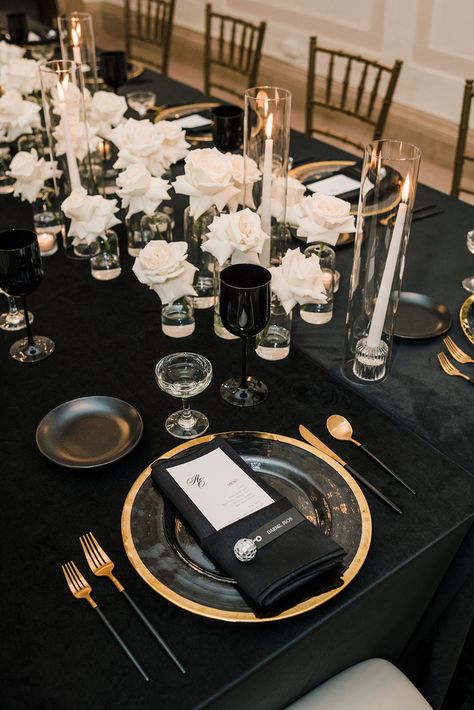 All Black Reception Decor, Black Tie Reception Decor, Speakeasy Table Decor, Gold Black And White Party Decorations, Speakeasy Reception, Black And Gold Table Decor, Speakeasy Wedding Reception, Speakeasy Wedding Theme, Black White Gold Birthday