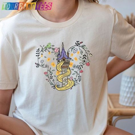 Disney Shirts Aesthetic, Tangled Shirts Disney, Rapunzel Shirts For Disney, Tangled Tshirt, Tangled Sweatshirt, Tangled Clothes, Cricut Disney Shirt Ideas, Tangled Embroidery, Tangled Shirt