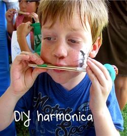 Armónica Diy Harmonica, Easy Diy Kids, Oral Motor Activities, Instrument Craft, Tongue Depressor, Homemade Musical Instruments, Oral Motor, Diy Instruments, Preschool Music