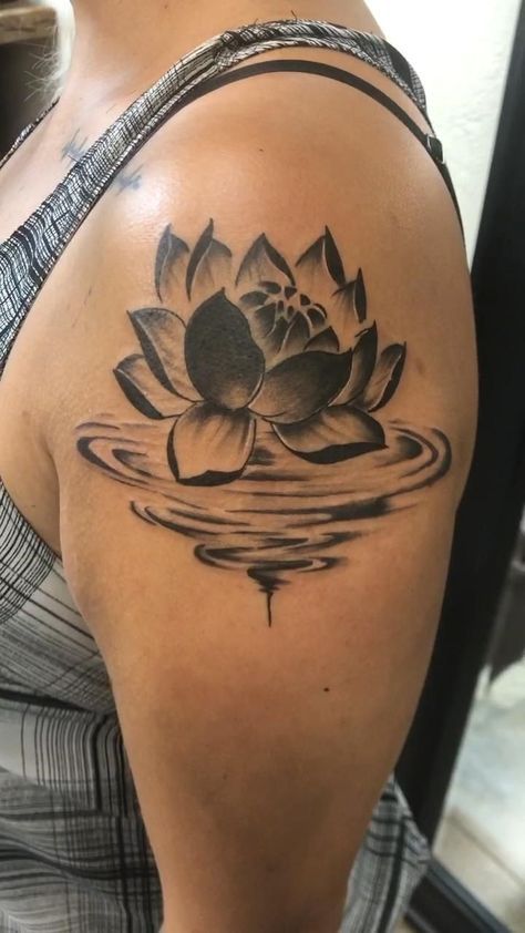 Lotus Shoulder Tattoo, Lotus Shoulder Tattoos For Women, Lotus Flower Shoulder Tattoo, Realistic Lotus Flower Tattoo, Lotus Tattoo Shoulder, Discover Tattoo, Myers Tattoo, Lotus Flower Tattoo Design, Lotus Tattoo Design