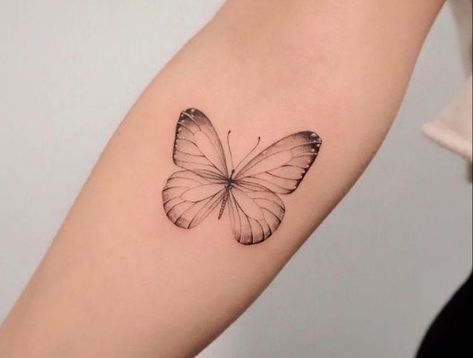 Phoenix Bird Tattoos, Art Inspired Tattoos, Small Neck Tattoos, Tiny Tattoos For Women, Ear Tattoo Ideas, Ear Tattoos, Neck Tattoos Women, Butterfly Tattoos For Women, Butterfly Tattoos