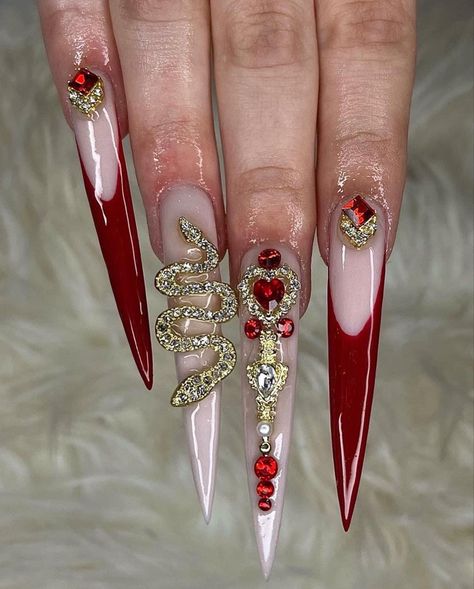 Red Queen Nails, Red Exotic Nails, Gel Red Nails, Drag Nails, Nail Polish Colours, Queen Nails, Long Stiletto Nails, Prom Nail, Stiletto Nails Designs