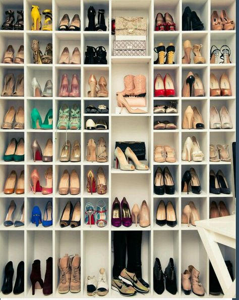 Heaven Ideas De Closets, Dressing Design, Shoe Cupboard, Shoe Wall, Dream Closets, Closet Inspiration, Closet Goals, Bohol, Shoe Display