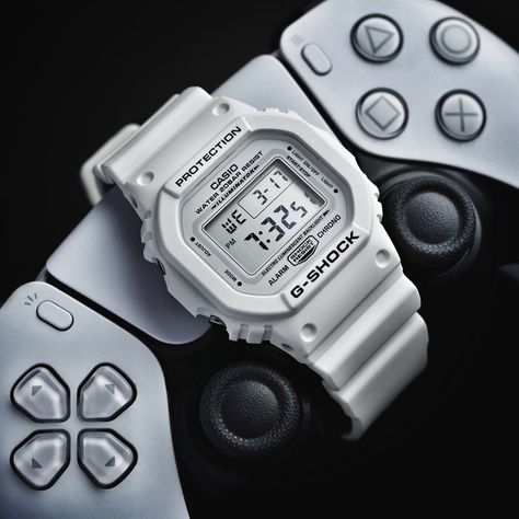 G Shock Watches Mens, Vintage Cartier Watch, Casio Vintage Watch, Breitling Watches Mens, Best Looking Watches, Mens Digital Watches, Stylish Watches Men, Fancy Watches, Premium Watches