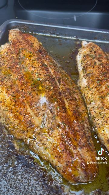 Cajun Baked Catfish Recipes Oven, Baked Catfish Fillet Recipes, Catfish Steak Recipes, Baked Fish Recipes Oven Catfish, Baked Catfish Recipes Oven Foil, Sauteed Catfish Recipe, Broiled Catfish Recipes, Bake Catfish Recipes Oven, Oven Baked Catfish Fillets