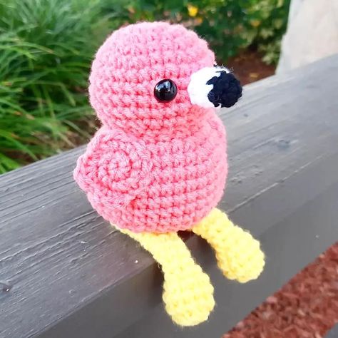 This flamingo plush is very soft and squishy. It is about 6 inches tall. It is a welcome guest on any desk or table, and would make a great gift. It is made with soft, high-quality, 100% acrylic yarn, and complete with little wings and cute yellow feet. Visit my shop to see my other listings and color choices. You may also leave me a note during your checkout to request a custom color. All items are lovingly handmade by me, and you're guaranteed something unique as no two products I make are exactly the same. Crochet Plushies Acrylic Yarn, Crochet Acrylic Yarn Projects, Baby Flamingo, Crochet Flamingo, Flamingo Plush, Confection Au Crochet, Quick Crochet Patterns, Flamingo Pattern, Fun Crochet Projects