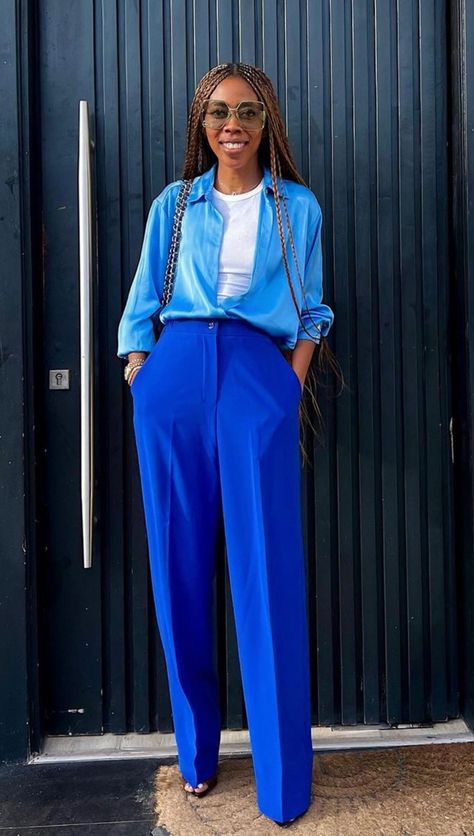 Royal Blue Linen Pants Outfit, Chic Blue Solid Color Pants, Cobalt Blue Pants Outfit, Chic Blue Wide-leg Pants, Zara Blue Wide-leg Pants, Royal Blue Pants Outfit, Cobalt Blue Outfit, Cobalt Blue Pants, Bright Blue Pants