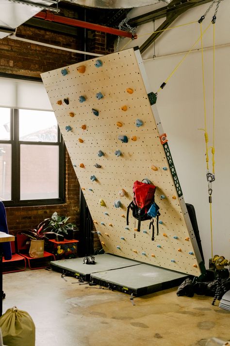 Home Climbing Gym, Nicole Mclaughlin, Boulder Wall, Diy Climbing Wall, Home Climbing Wall, Boulder Rock, Bouldering Wall, Climbing Walls, Rock Climbing Gear