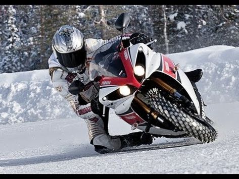 Ice superbike dont let ice stop ya Motos Yamaha, Riding A Motorcycle, Yamaha Motorcycles, Winter Tyres, Porsche Gt3, Yamaha R1, Nice Pictures, Gt3 Rs, Yamaha Yzf R1