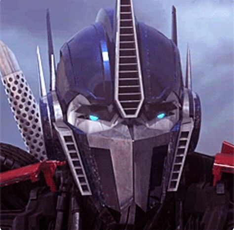 Megatron Art, Transformers Prime Bumblebee, Optimus Prime Art, Optimus Prime Wallpaper Transformers, Optimus Prime Wallpaper, Orion Pax, Transformers 3, Transformers Optimus, Transformers Optimus Prime